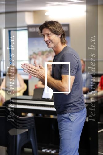Amsterdam 24 juli 2018
Repetitie musical Expeditie Eiland met oa Rick Engelkes Lone v Roosendaal Ferry Doedens en Jelka v Houten.