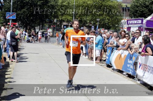 Amsterdam 1 juli 2018
Edwin Evers Run bij het science park met vele bners. Reinder Nummerdoor en Manon Flier