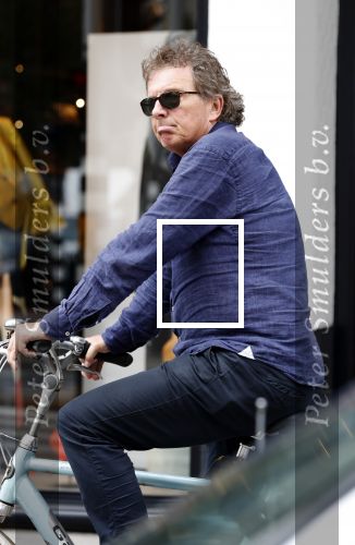 Amsterdam 18 juli 2018
Robert ten Brink op de fiets in Amsterdam