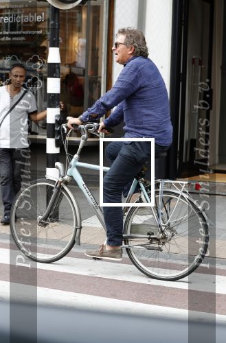 Amsterdam 18 juli 2018
Robert ten Brink op de fiets in Amsterdam