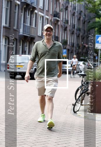 Amsterdam 13 juli 2018
Opening cafe Mimi van actrice Linde van den Heuvel en â€¦. Roeland Fernhout
