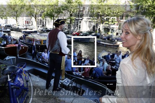 Amsterdam 29 juni 2018
Forum voor Democratie van Thierry Baudet varen met relaties door de grachten van Amsterdam . oa aanwezig Matthijs Albers Jort kelder (met eigen boot) Alwien Tulner Mat Herben Theo Hiddema en Ebru Umar.