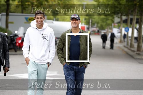 Amsterdam 9 juli 2018
Ruud Gullit met zijn zoon Maxim en Dj Johnny Kelvin.