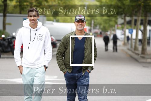 Amsterdam 9 juli 2018
Ruud Gullit met zijn zoon Maxim en Dj Johnny Kelvin.