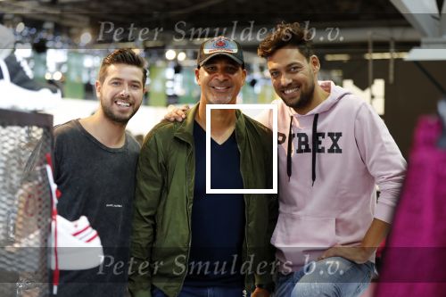 Amsterdam 9 juli 2018
Cris de Ravallet met Ruud Gullit en â€¦ in Pirex stand op de modefabriek.
