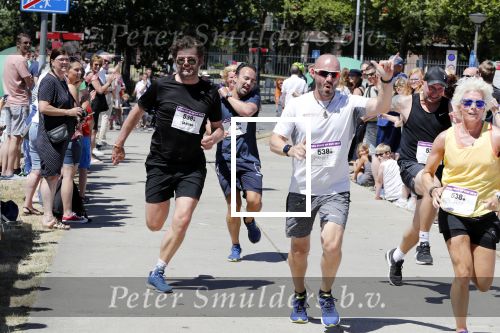 Amsterdam 1 juli 2018
Edwin Evers Run bij het science park met vele bners. Sander Lantinga met Bob Rijnders en Gerard Ekdom
