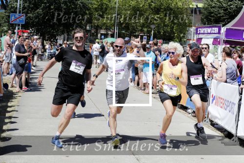 Amsterdam 1 juli 2018
Edwin Evers Run bij het science park met vele bners. Sander Lantinga met Bob Rijnders en Gerard Ekdom