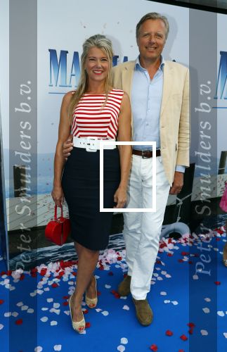 Amsterdam 17 juli 2018
Premiere Mamma mia in Tuschinski. Sandra Ysbrandy en partner