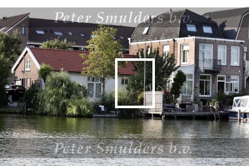 Weesp 4 juli 2018
Sara Kroos haar huis / huizen (de 2 linker) aan de vecht in Weesp
