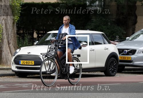 Amsterdam 6 juli 2018
Sascha Visser op de fiets in amsterdam zuid.