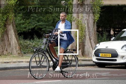 Amsterdam 6 juli 2018
Sascha Visser op de fiets in amsterdam zuid.