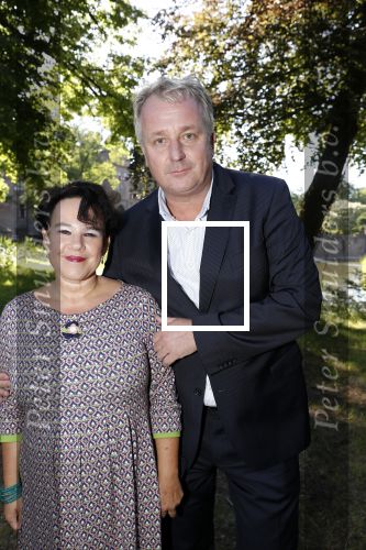 Haarzuilens 20 juni 2018
Haringparty op kasteel de Haar. Sharon Dijksma met man