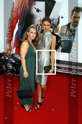 Amsterdam 30 juli 2018
Premiere Mission Impossible in Pathe Arena. Fleur Fabienne en Silke Hajunga