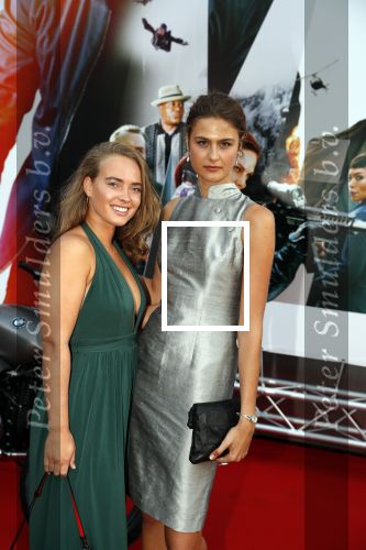 Amsterdam 30 juli 2018
Premiere Mission Impossible in Pathe Arena. Fleur Fabienne en Silke Hajunga