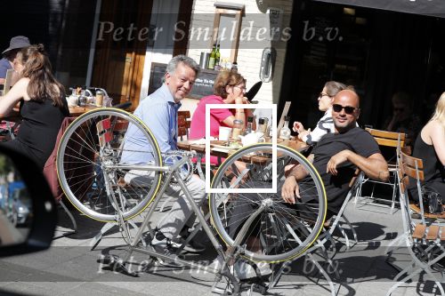 Amsterdam 5 juli 2018
Steve te Pas en Yves Gijraths op terras .