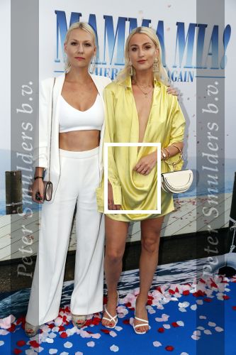 Amsterdam 17 juli 2018
Premiere Mamma mia in Tuschinski. Susanna Klibansky met een vriendin