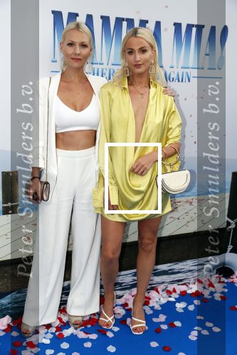 Amsterdam 17 juli 2018
Premiere Mamma mia in Tuschinski. Susanna Klibansky met een vriendin