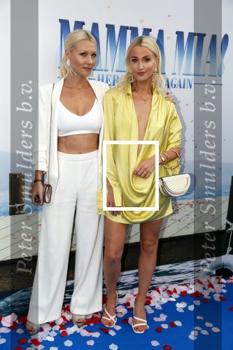 Amsterdam 17 juli 2018
Premiere Mamma mia in Tuschinski. Susanna Klibansky met een vriendin