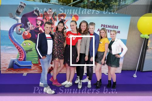 Amsterdam 15 juli 2018
De feestelijke Nederlandse premiÃ¨re van 
HOTEL TRANSSYLVANIÃ‹ 3 in PathÃ© Arena te Amsterdam. De Nederlandse stemacteurs Charly Luske, Fernando Halman, Ferry Doedens, Ilse Warringa, Tony Neef zijn aanwezig . The Teenz