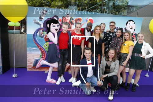 Amsterdam 15 juli 2018
De feestelijke Nederlandse premiÃ¨re van 
HOTEL TRANSSYLVANIÃ‹ 3 in PathÃ© Arena te Amsterdam. De Nederlandse stemacteurs Charly Luske, Fernando Halman, Ferry Doedens, Ilse Warringa, Tony Neef zijn aanwezig . The Teenz