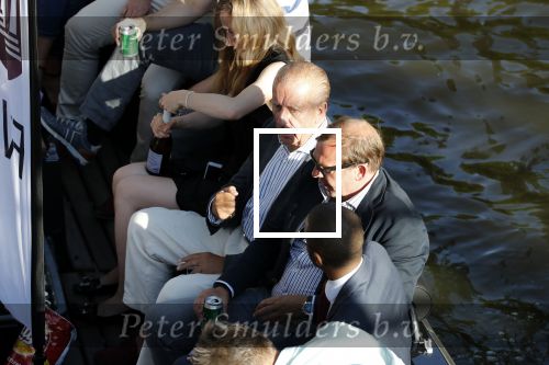 Amsterdam 29 juni 2018
Forum voor Democratie van Thierry Baudet varen met relaties door de grachten van Amsterdam . oa aanwezig Matthijs Albers Jort kelder (met eigen boot) Alwien Tulner Mat Herben Theo Hiddema en Ebru Umar.