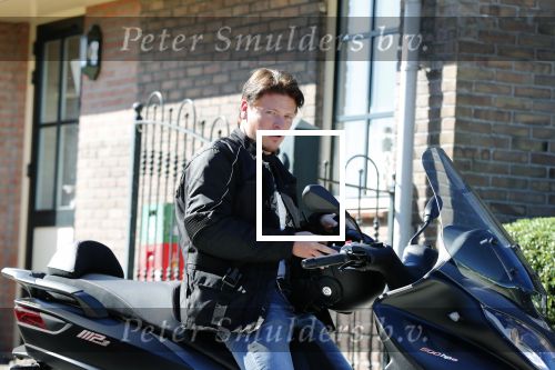 Vinkeveen 29 juni 2018
Thomas Berge op zijn nieuwe MP3 piaggio motor.