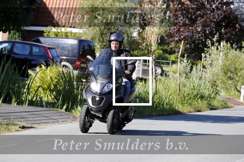 Vinkeveen 29 juni 2018
Thomas Berge op zijn nieuwe MP3 piaggio motor.