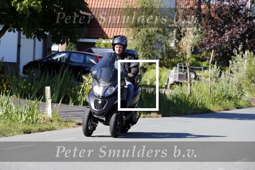 Vinkeveen 29 juni 2018
Thomas Berge op zijn nieuwe MP3 piaggio motor.