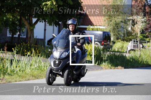Vinkeveen 29 juni 2018
Thomas Berge op zijn nieuwe MP3 piaggio motor.