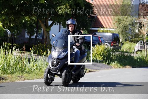 Vinkeveen 29 juni 2018
Thomas Berge op zijn nieuwe MP3 piaggio motor.