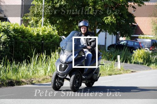 Vinkeveen 29 juni 2018
Thomas Berge op zijn nieuwe MP3 piaggio motor.