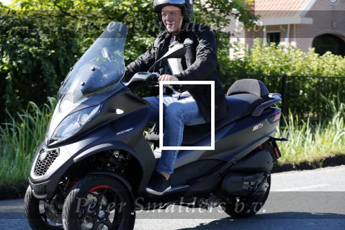 Vinkeveen 29 juni 2018
Thomas Berge op zijn nieuwe MP3 piaggio motor.