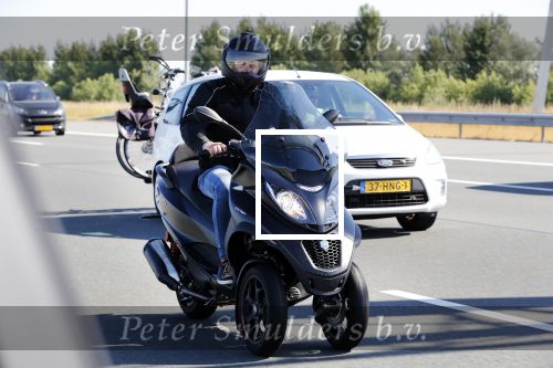 Vinkeveen 29 juni 2018
Thomas Berge op zijn nieuwe MP3 piaggio motor.
