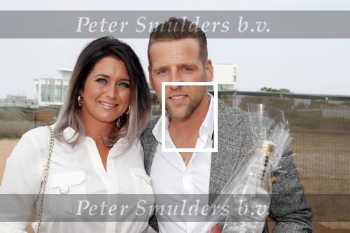 Amsterdam 6 juli 2018
Gordon viert zijn 50e verjaardag bij de Harbour Club en gaat daarna varen met de roze MS de Jordaan. Wesley Klein met zijn vrouw