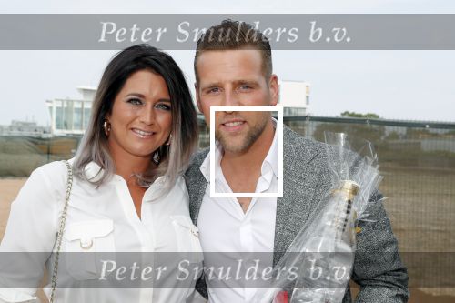 Amsterdam 6 juli 2018
Gordon viert zijn 50e verjaardag bij de Harbour Club en gaat daarna varen met de roze MS de Jordaan. Wesley Klein met zijn vrouw