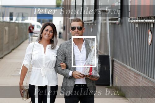 Amsterdam 6 juli 2018
Gordon viert zijn 50e verjaardag bij de Harbour Club en gaat daarna varen met de roze MS de Jordaan. Wesley Klein met zijn vrouw