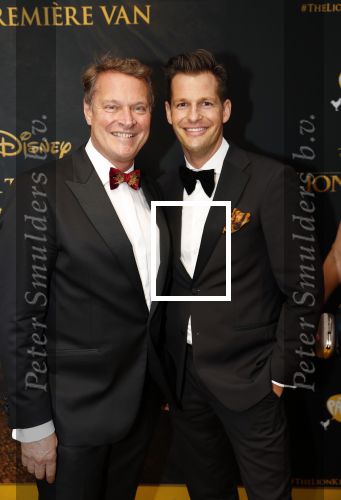 Amsterdam 15 juli 2019
Premiere the lion king in tuschinski. Albert Verlinde met een kennis