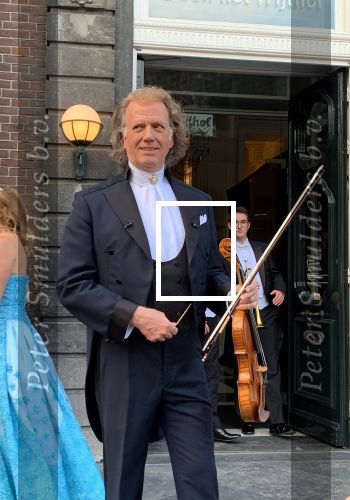 Maastricht 12 juli 2019
Andre Rieu treedt op op het vrijthof. Zijn zoon Pierre gaat altijd met hem mee.