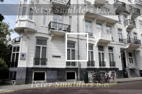 Amsterdam 16 juli 2019
Appartement / huis van Connie Witteman op de pc hooftstraat.