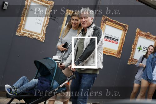 Amsterdam 3 juli 2019
Euvgenia Parakhina met partner Jeroen Jorna en zoon op de pc hooftstraat