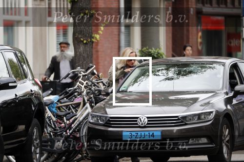 Amsterdam 11 juli 2019
Eva Jinek wordt door taxi thuis opgehaald om naar studio gebracht te worden.