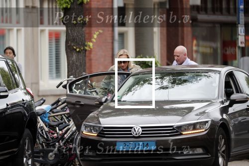 Amsterdam 11 juli 2019
Eva Jinek wordt door taxi thuis opgehaald om naar studio gebracht te worden.