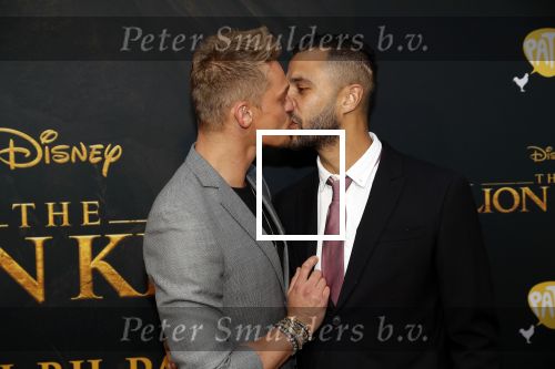 Amsterdam 15 juli 2019
Premiere the lion king in tuschinski. Ferry Doedens met zijn vriend