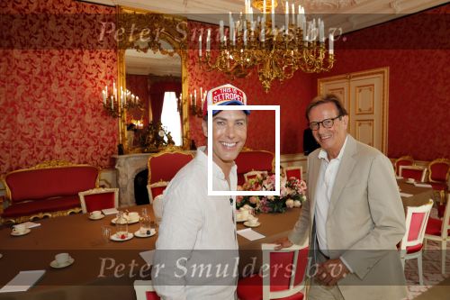 Den Haag 26 juli 2019
Binnenkijken op paleis Noordeinde en bij de koninklijke stallen met Frank en Rogier van het sbs6 programma paleis voor een prikkie.