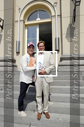 Den Haag 26 juli 2019
Binnenkijken op paleis Noordeinde en bij de koninklijke stallen met Frank en Rogier van het sbs6 programma paleis voor een prikkie.