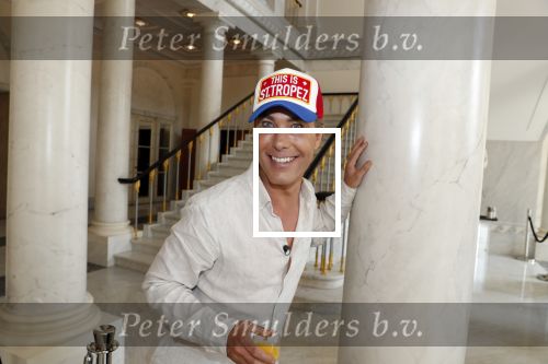 Den Haag 26 juli 2019
Binnenkijken op paleis Noordeinde en bij de koninklijke stallen met Frank en Rogier van het sbs6 programma paleis voor een prikkie.
