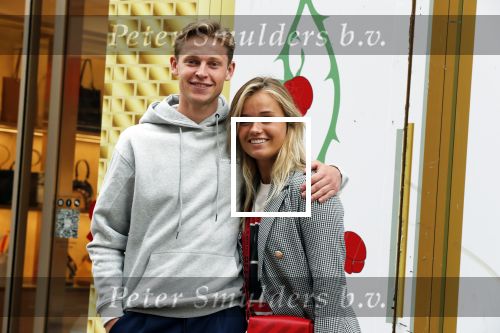 Amsterdam 3 juli 2019
Frenkie de Jong met zijn vriendin Mikky Kiemeney op de PC Hooftstraat. Frenkie draagt kleding van het merk van zijn vriendin.