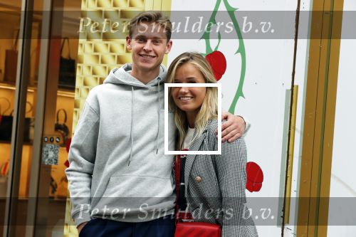 Amsterdam 3 juli 2019
Frenkie de Jong met zijn vriendin Mikky Kiemeney op de PC Hooftstraat. Frenkie draagt kleding van het merk van zijn vriendin.