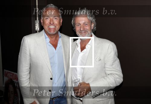 Amsterdam 16 juli 2019
Presentatie Amsterdam XXXL met Gordon op de cover. Gordon met Mark Teurlings en Gimena