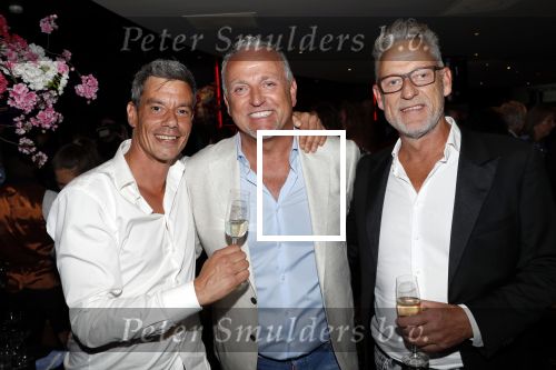 Amsterdam 16 juli 2019
Presentatie Amsterdam XXXL met Gordon op de cover. Gordon met broer John en journalist Remco Rhee